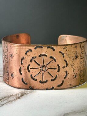 Copper Cuff Bracelet Etched Floral Starburst Open Southwestern 7 inch